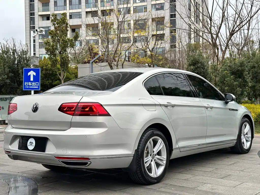 Magotan 2018 330TSI DSG luxury model купить на сайте DeffCars