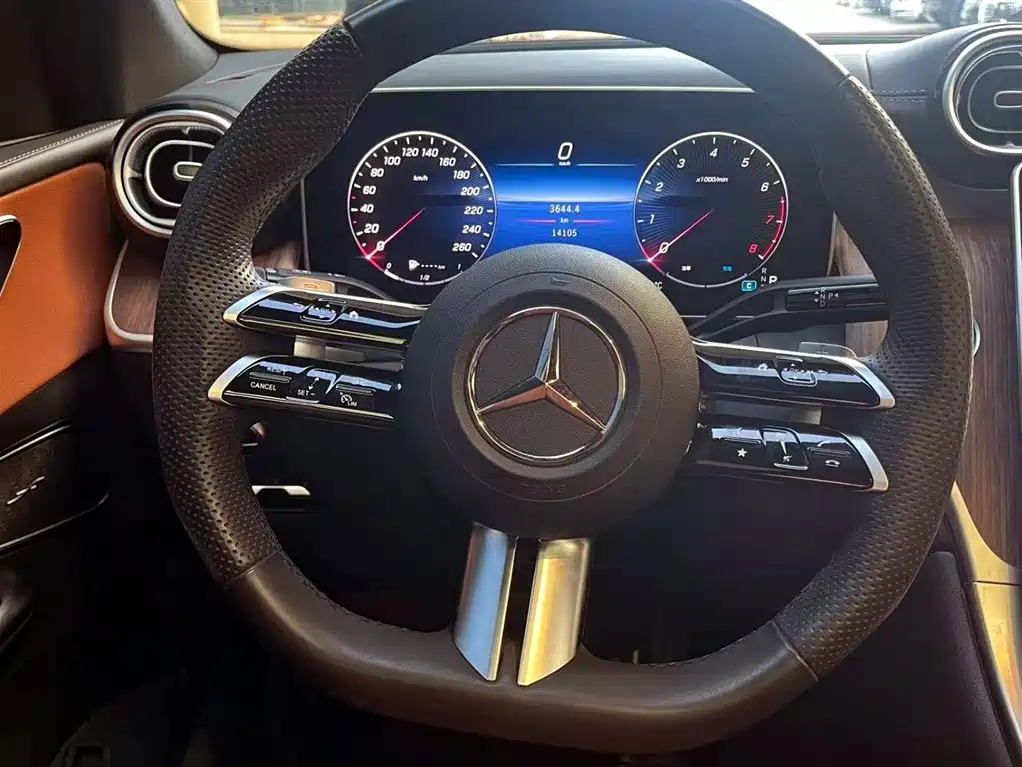 Mercedes-Benz GLC 2023 facelift GLC 300 L 4MATIC dynamic 5-seater купить на сайте DeffCars