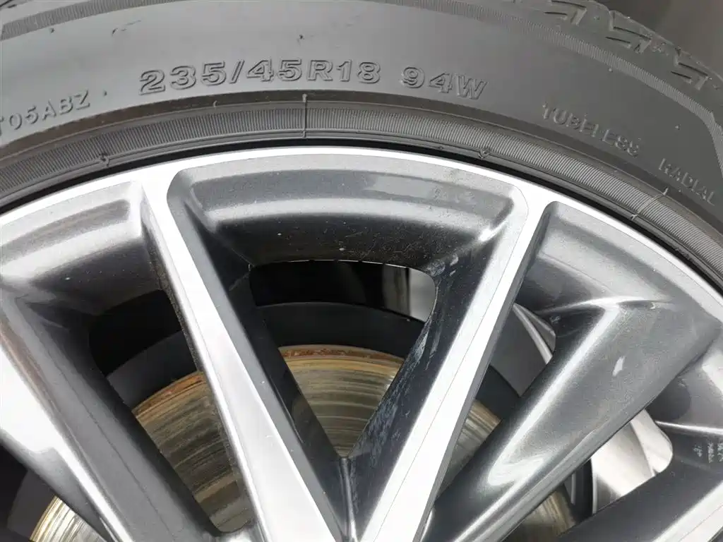 Camry 2021 2.5G Deluxe Edition купить на сайте DeffCars