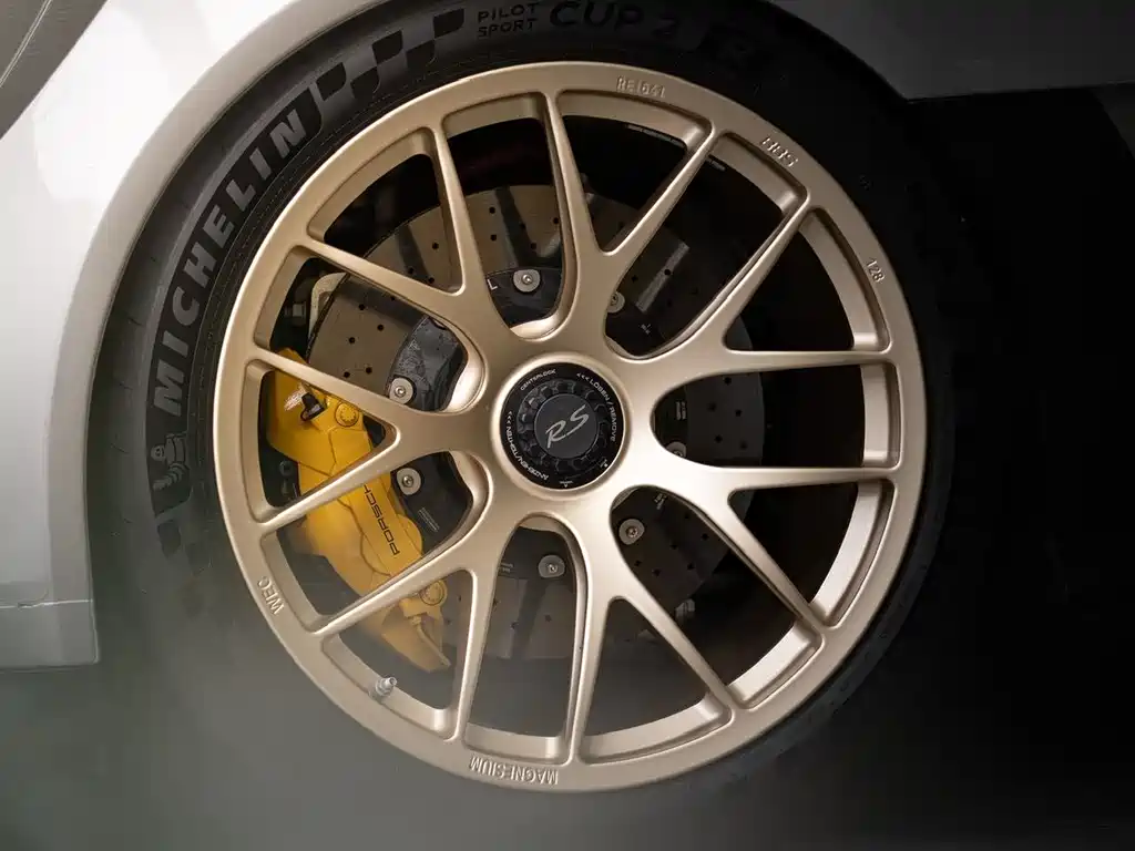 Porsche 911 2018 GT2 RS 3.8T купить на сайте DeffCars