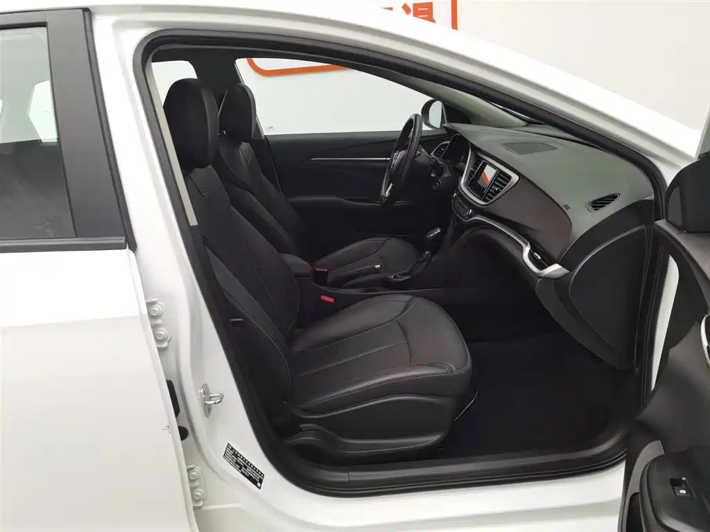 Yinglang 2021 model model 1.5L automatic elite model купить на сайте DeffCars