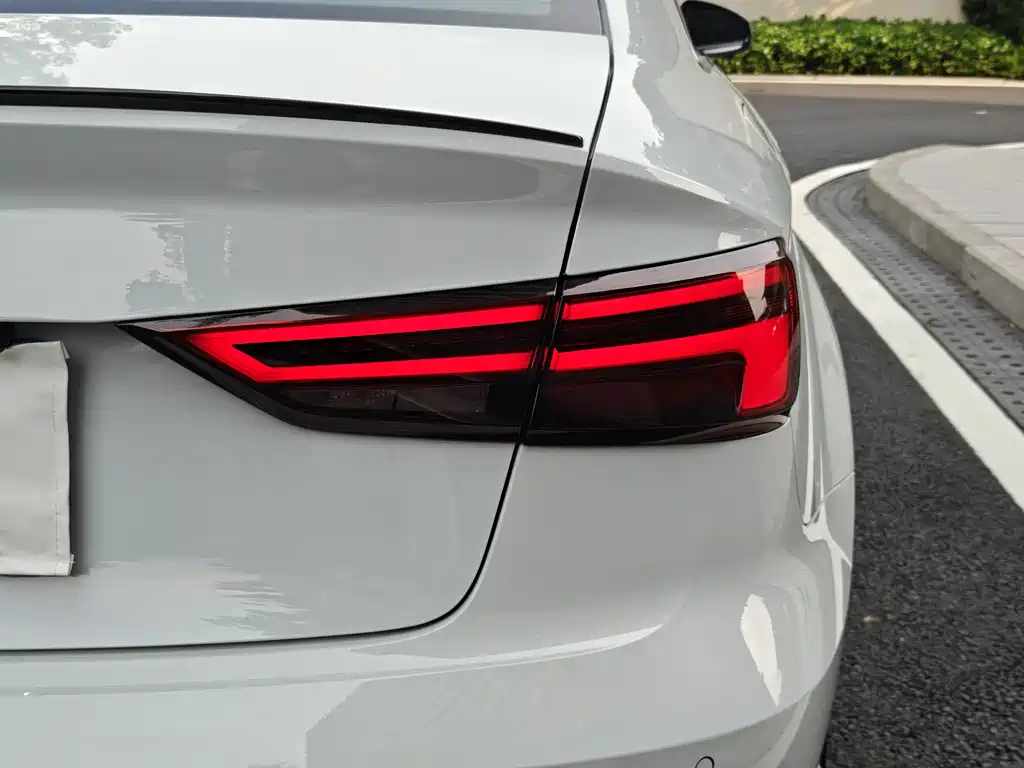 Audi A3 2019 Limousine 35 TFSI Enterprising National VI купить на сайте DeffCars