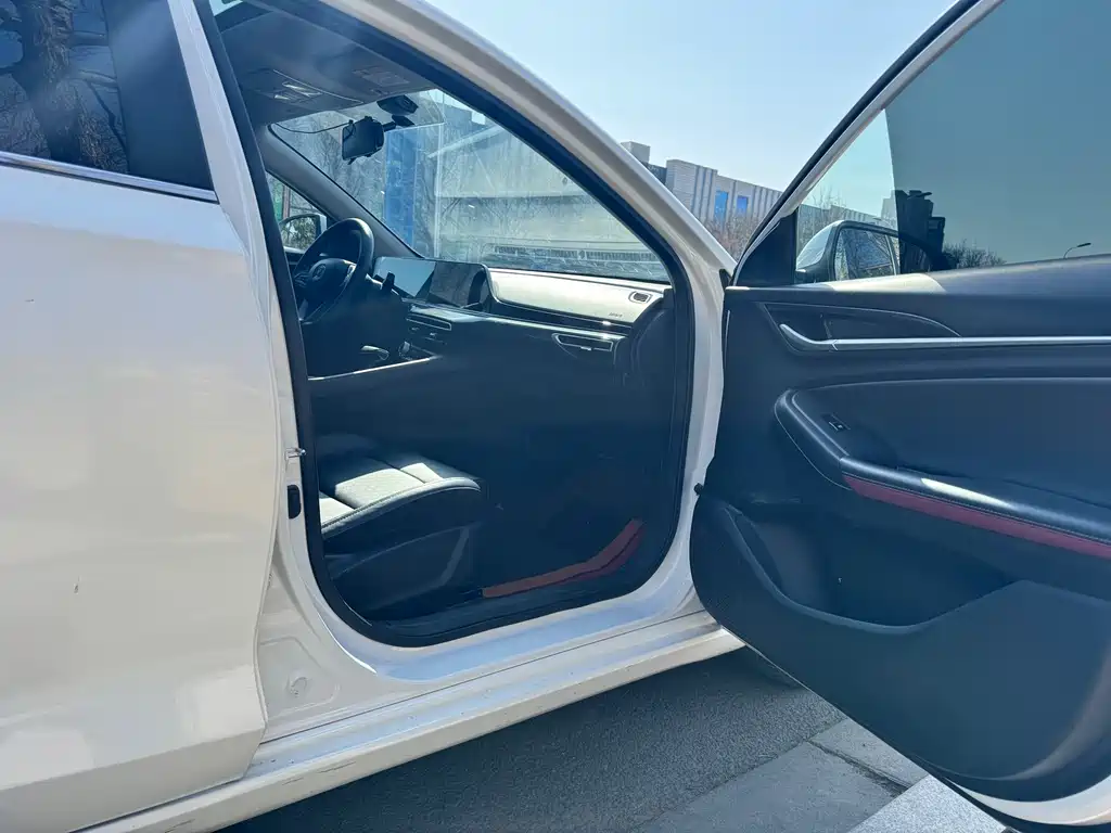 EADO 2020 PLUS Million Edition 1.6L GDI CVT Elite купить на сайте DeffCars