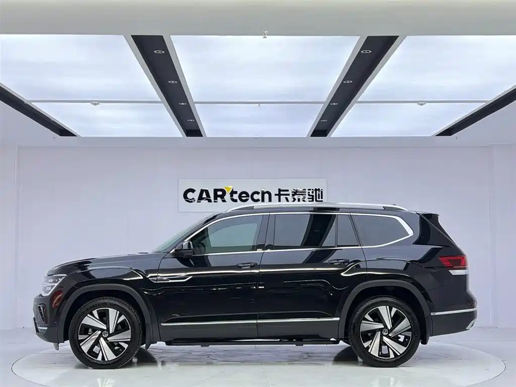 Touron 2023 facelift 380TSI four-wheel drive luxury version купить на сайте DeffCars