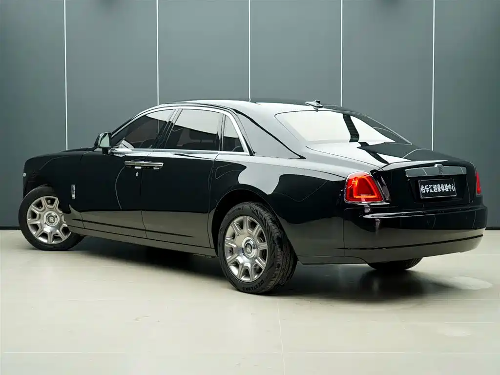 Ghost 2015 Series II Standard Edition купить на сайте DeffCars