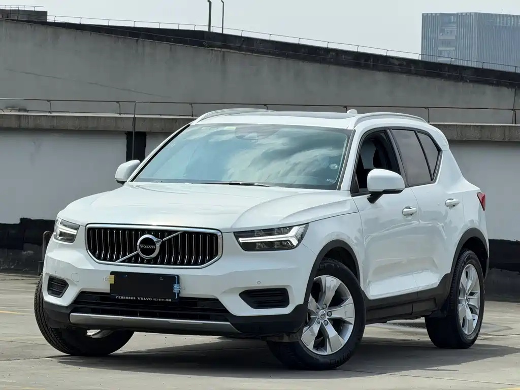 Volvo XC40 2020 T3 Smart Travel Fashion Edition купить на сайте DeffCars