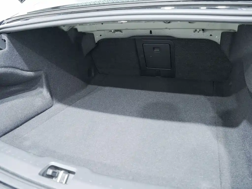 Volvo S90 2022 B5 Zhiyi Luxury Edition купить на сайте DeffCars