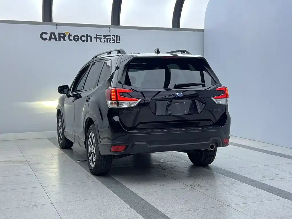 Forester 2022 2.0i AWD Deluxe Edition EyeSight купить на сайте DeffCars