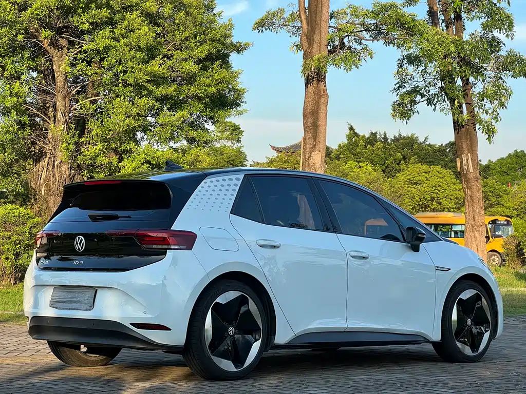 Volkswagen ID.3 2022 Pro Extreme Edition купить на сайте DeffCars