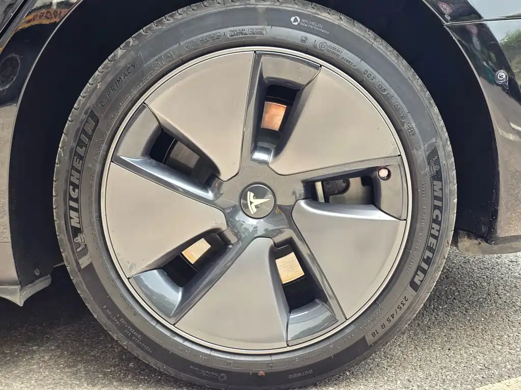 Model 3 2022 rear-wheel drive version купить на сайте DeffCars