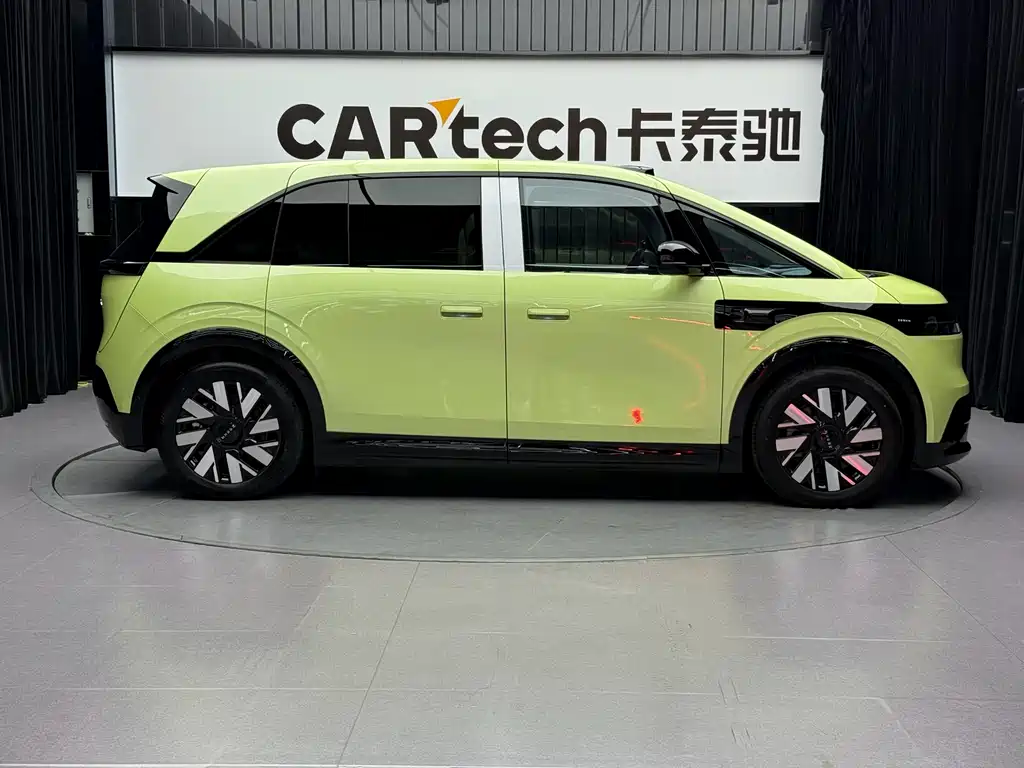 ZEEKR mix 2025 купить на сайте DeffCars