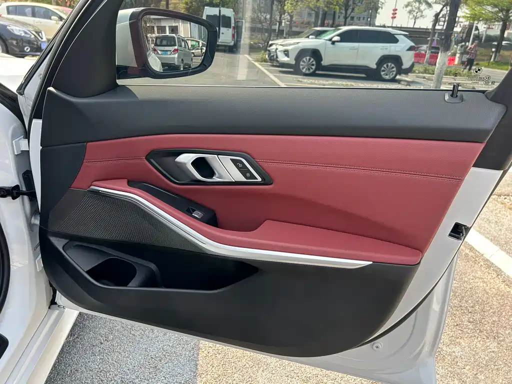 BMW 3 Series 2024 325Li M Sports Package купить на сайте DeffCars