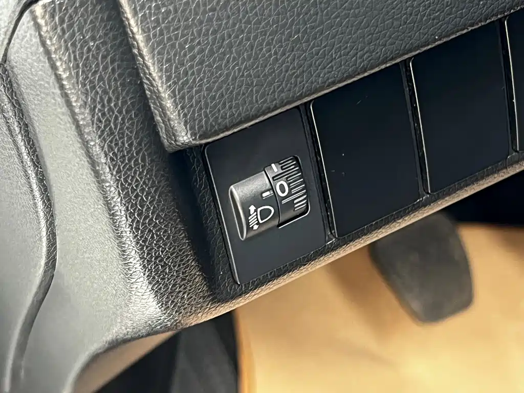 Fit 2016 1.5L LX manual comfort model купить на сайте DeffCars