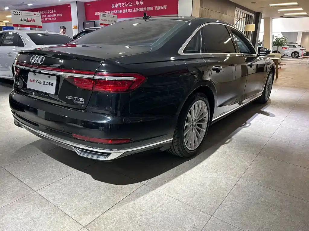 Audi A8 2022 A8L 50 TFSI quattro Comfort Collection Edition купить на сайте DeffCars