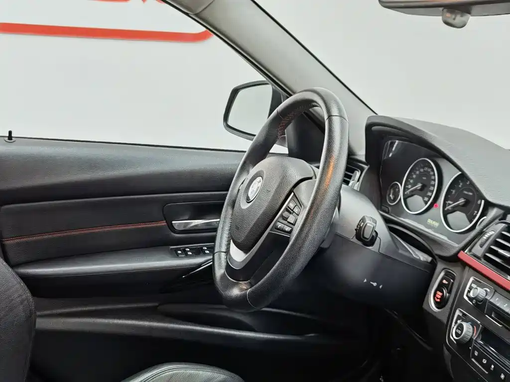 BMW 3 Series 2015 320i Sport Design Package купить на сайте DeffCars
