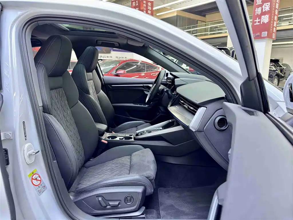 Audi A3 2023 facelift A3L Limousine 35 TFSI luxury sports model купить на сайте DeffCars