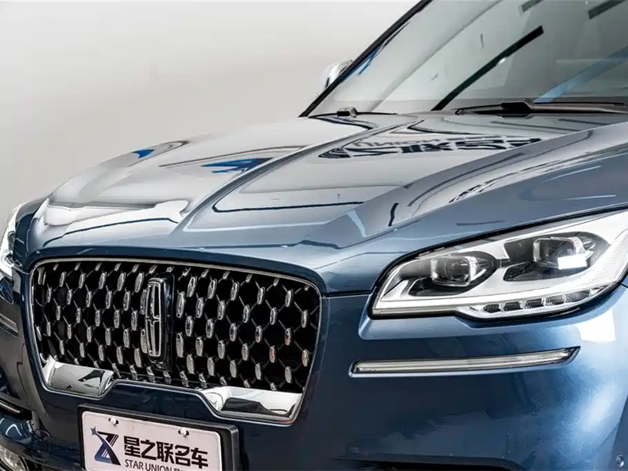 Aviator 2022 3.0T V6 four-wheel drive Presidential Edition купить на сайте DeffCars