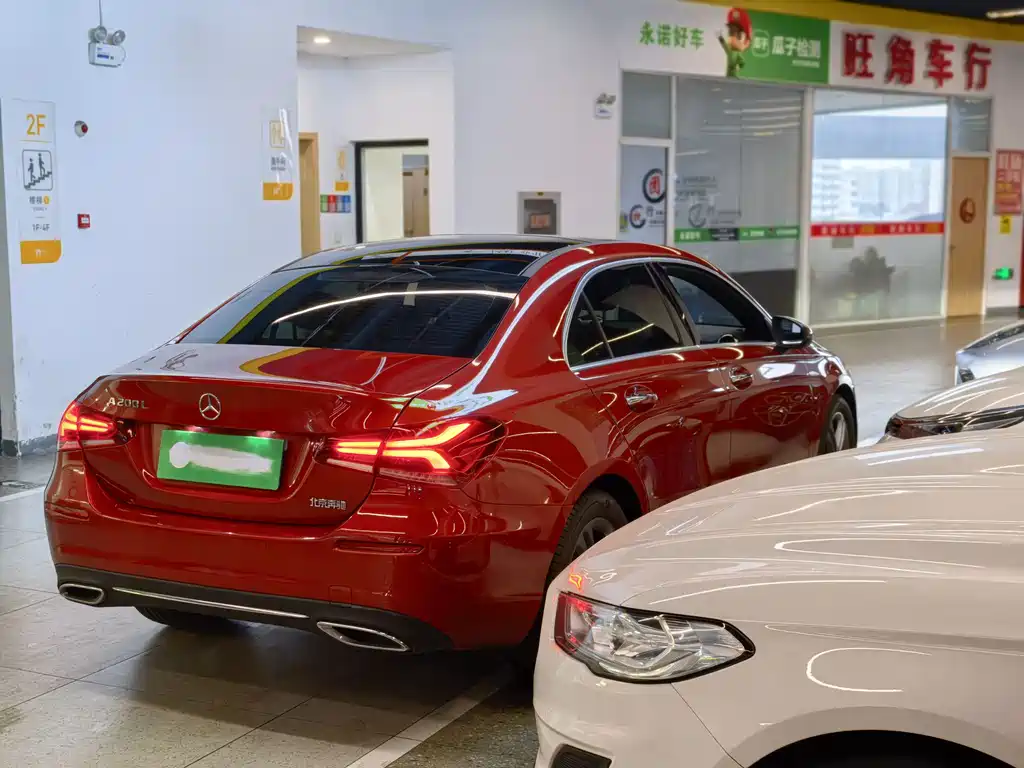 Mercedes-Benz A-Class 2019 A 200 L купить на сайте DeffCars