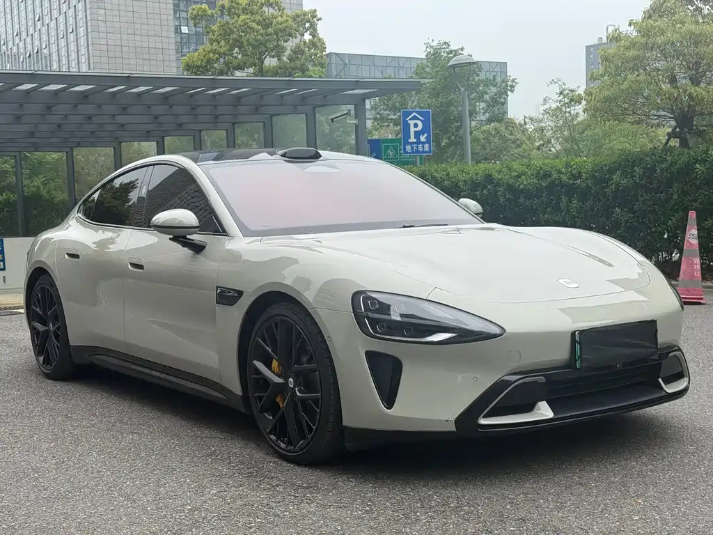 Xiaomi SU7 2024, four-wheel drive, ultra-long battery life, high-end smart driving Max version купить на сайте DeffCars