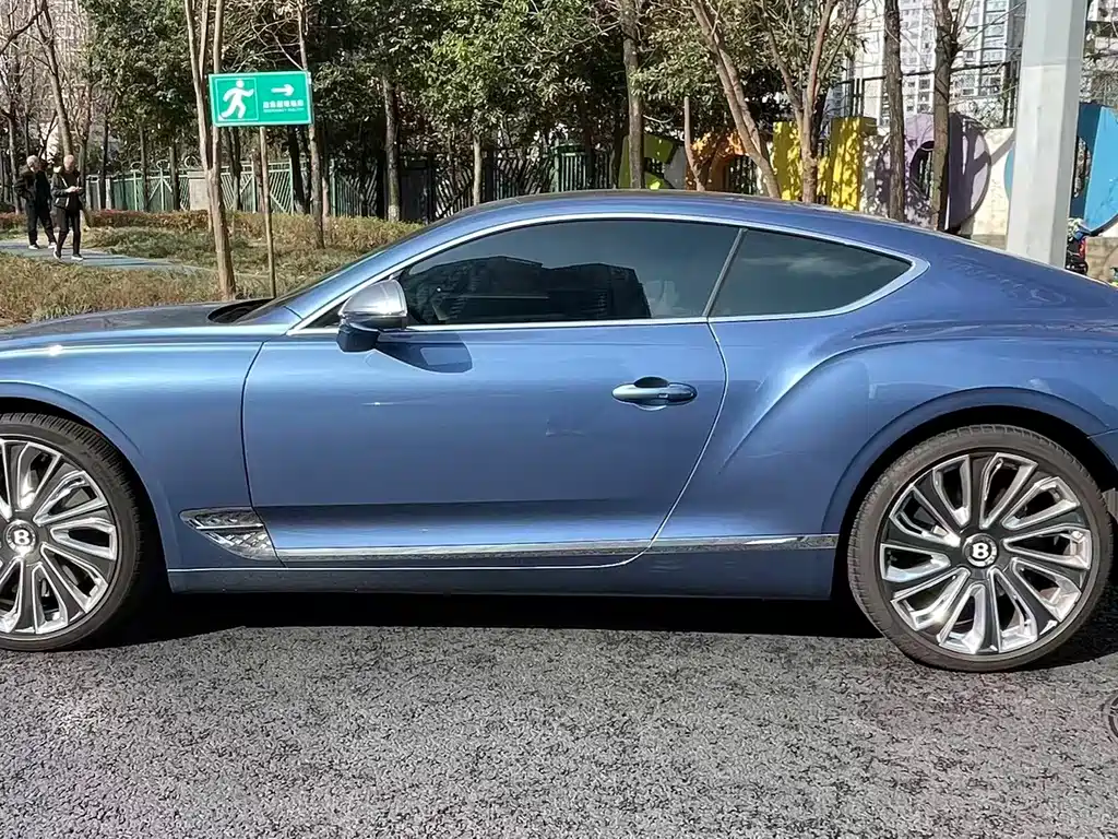 Continental 2022 4.0T GT V8 Mulliner купить на сайте DeffCars