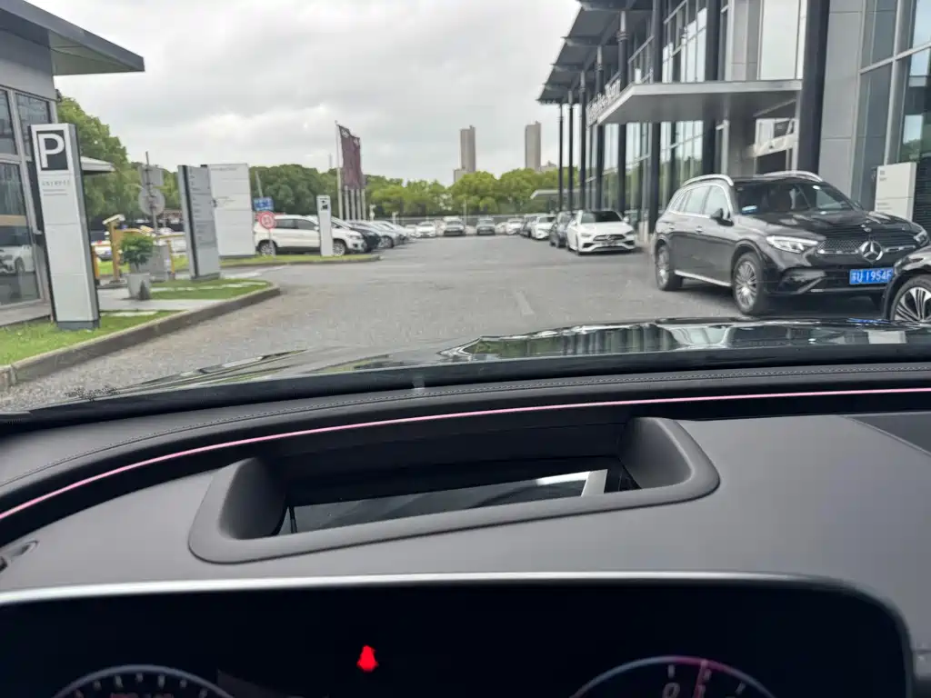Mercedes-Benz E-Class New Energy 2024 E 350 e L plug-in hybrid sports sedan купить на сайте DeffCars
