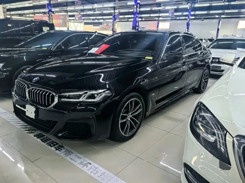 BMW 5 Series 2022 525Li M Sports Package купить на сайте DeffCars