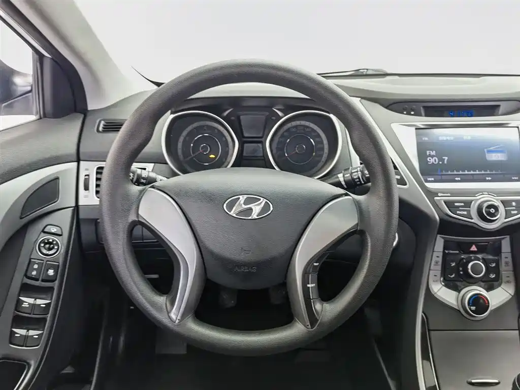 Langdong 2016 1.6L manual premium model купить на сайте DeffCars
