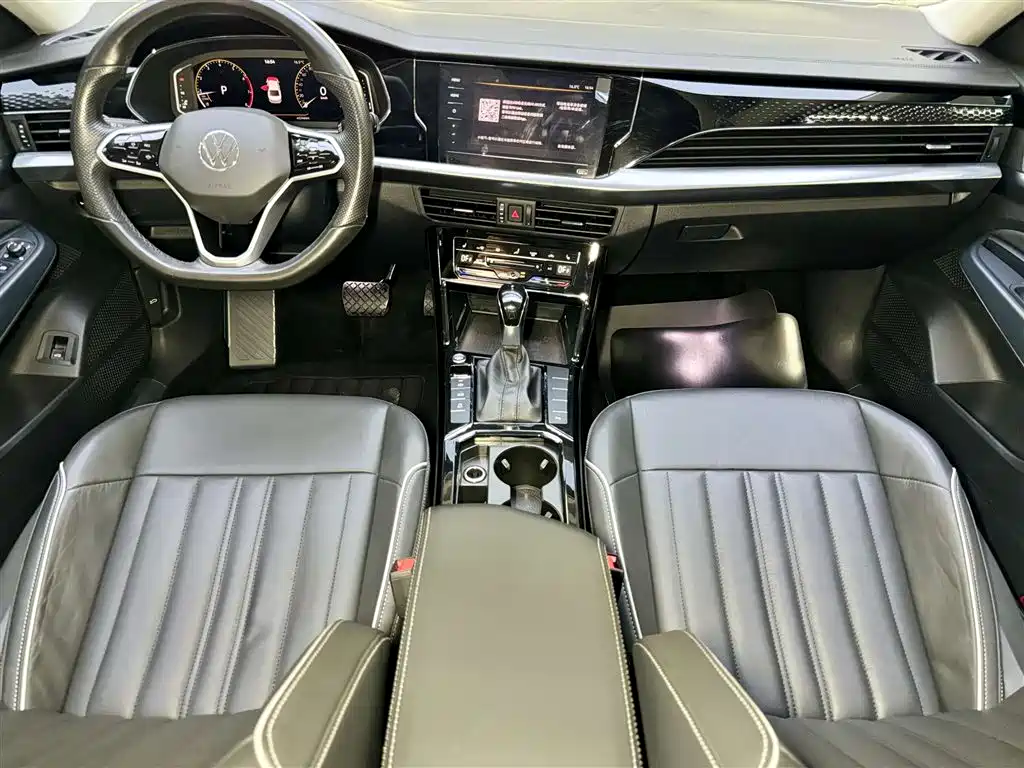 Passat 2023 facelift 330TSI Star Elite Edition купить на сайте DeffCars