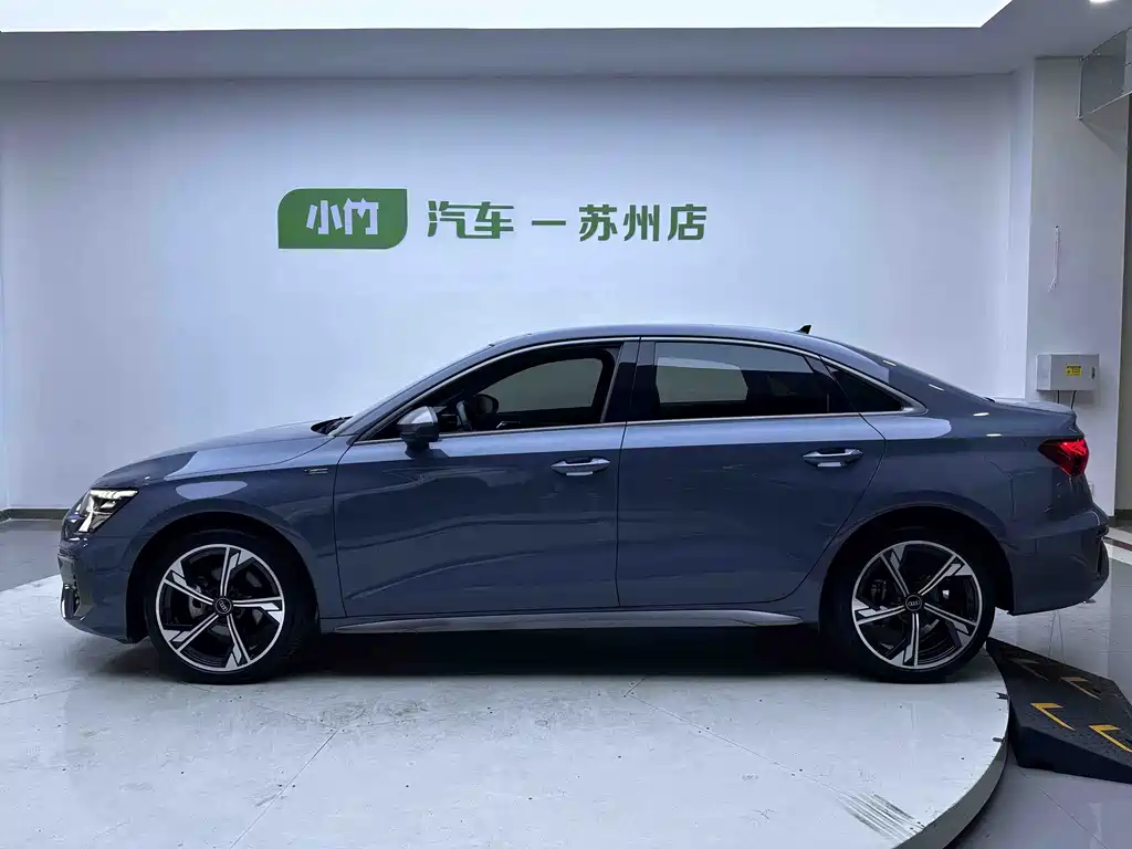 Audi A3 2022 A3L Limousine 35 TFSI RS Kit Burning Speed ​​Type купить на сайте DeffCars