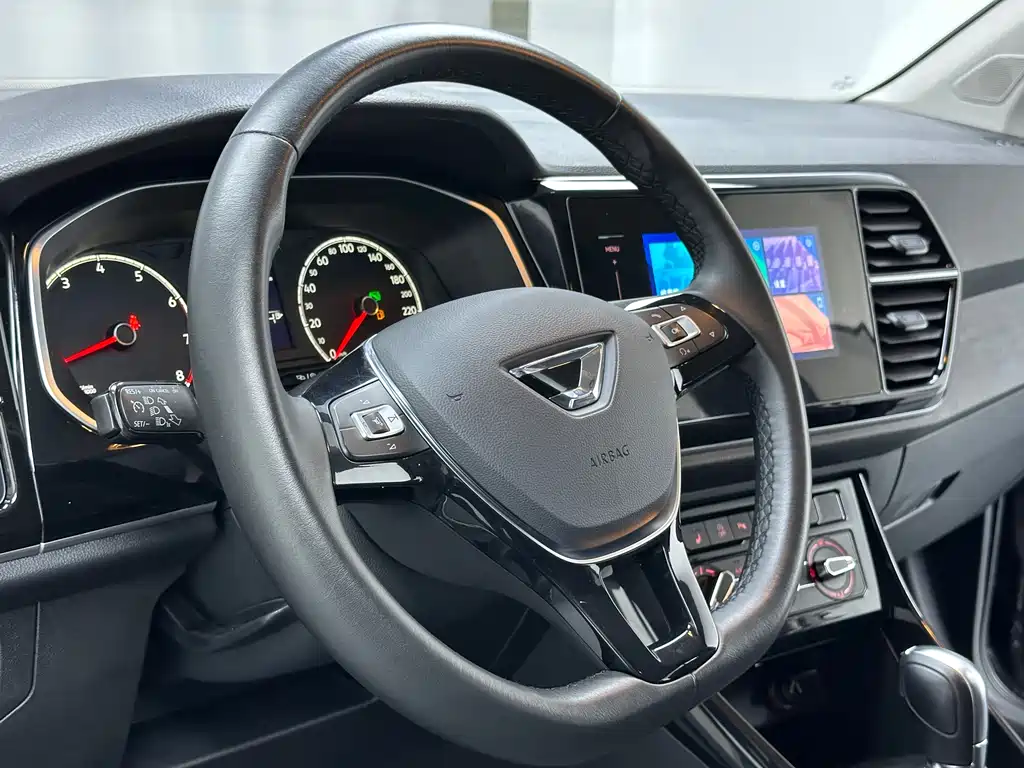 Jetta VS5 2022 280TSI automatic joy model купить на сайте DeffCars