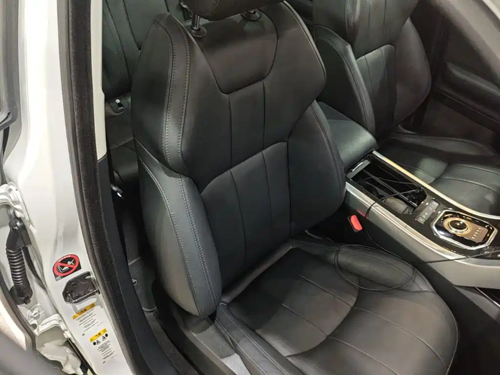 Range Rover Evoque 2018 240PS SE Zhiyao Edition купить на сайте DeffCars