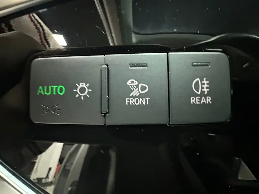 Audi Q3 2022 35 TFSI Fashionable and Dynamic купить на сайте DeffCars