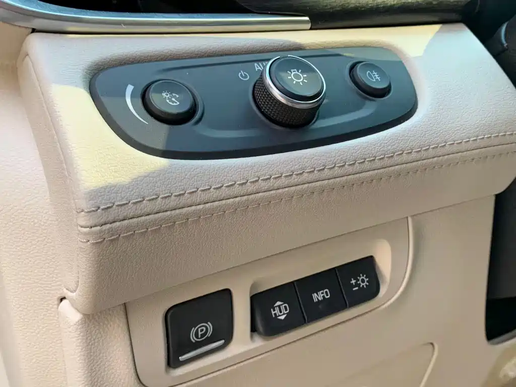 Buick GL8 2020 Avenir Six-seater Xianli Edition купить на сайте DeffCars
