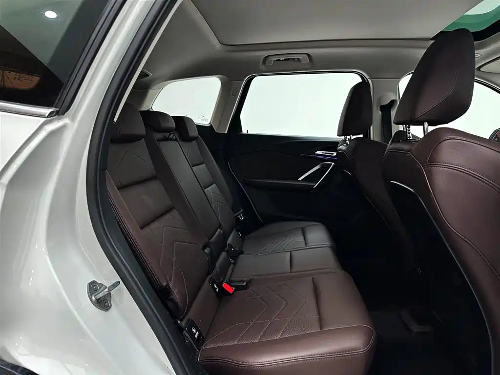 BMW X1 2023 sDrive20Li X Design Package купить на сайте DeffCars