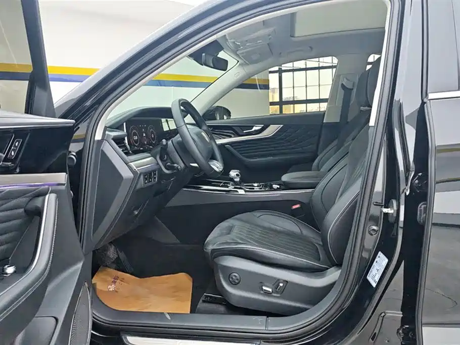 Hongqi HS5 2022 facelift 2.0T Zhilian Flagship Edition купить на сайте DeffCars