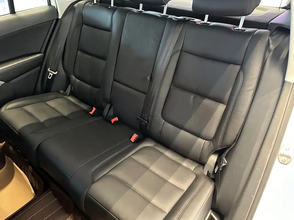 Tiguan 2012 1.8TSI automatic two-wheel drive fashion version купить на сайте DeffCars