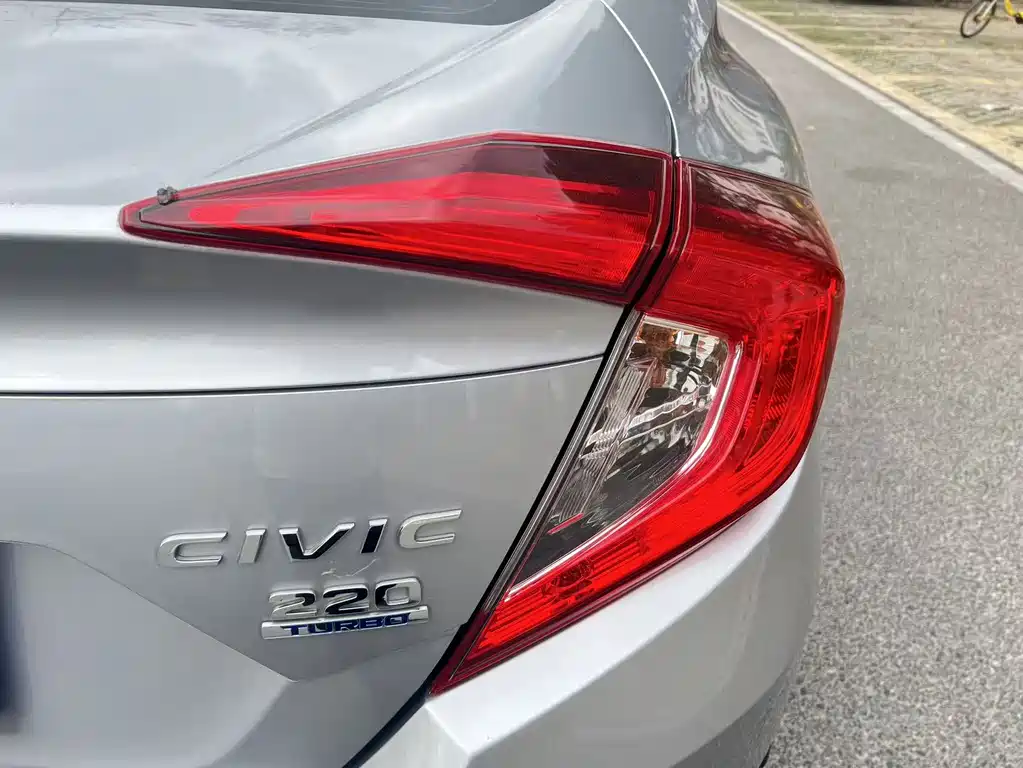 Civic 2019 220TURBO CVT Jinqing Edition National V купить на сайте DeffCars