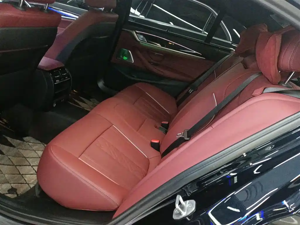 BMW 5 Series 2022 facelift 2 525Li M sports package купить на сайте DeffCars