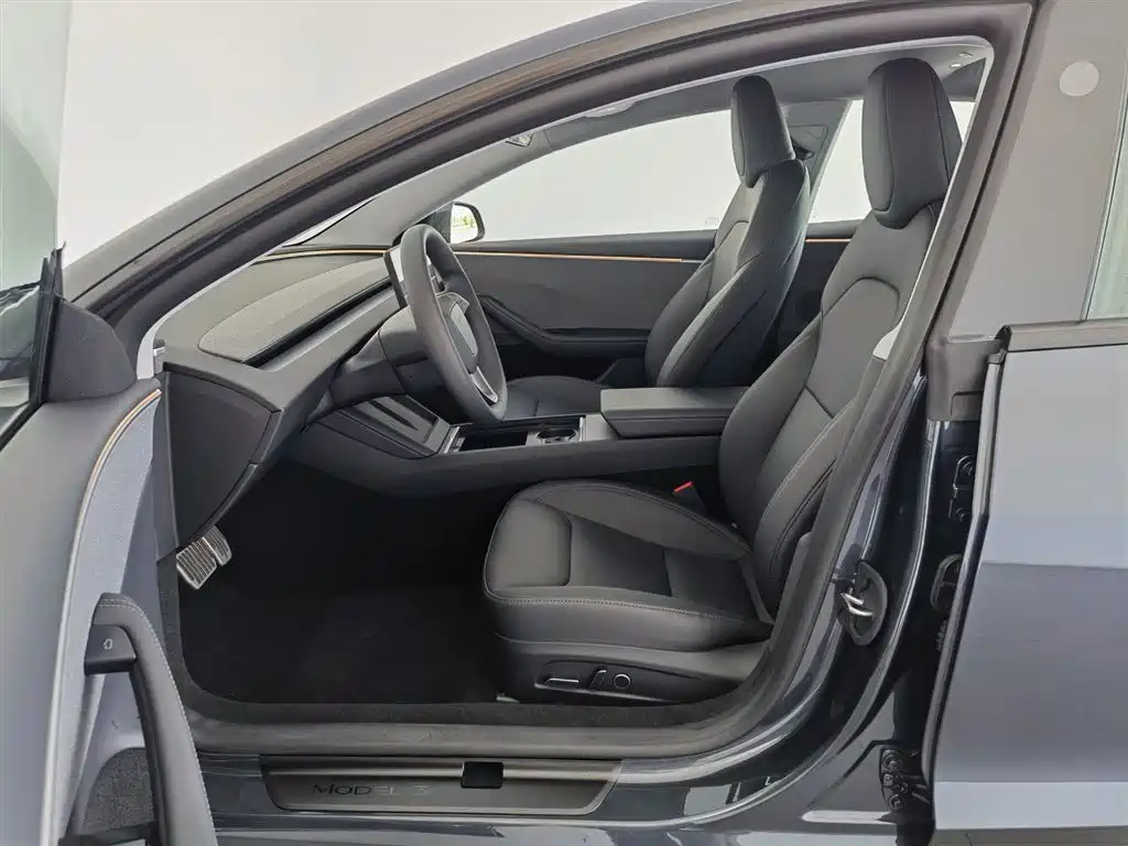 Model 3 2023 rear-wheel drive version купить на сайте DeffCars