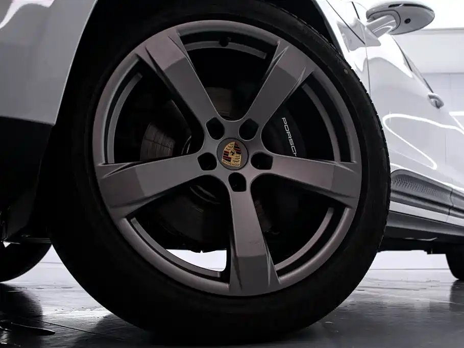 Macan 2025 Macan 2.0T Dream Edition купить на сайте DeffCars