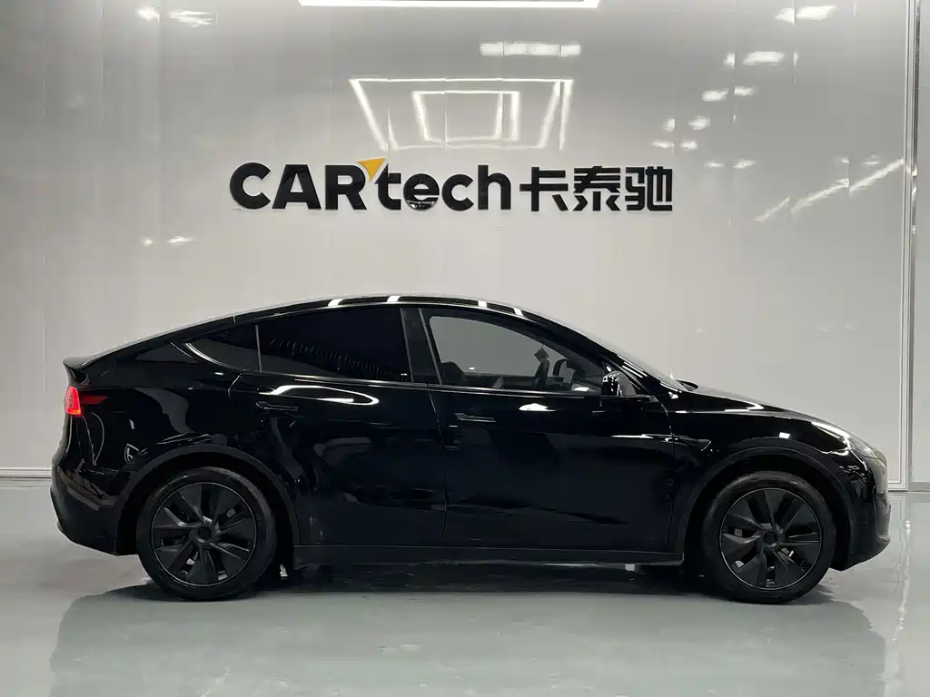 Model Y 2023 rear-wheel drive version купить на сайте DeffCars