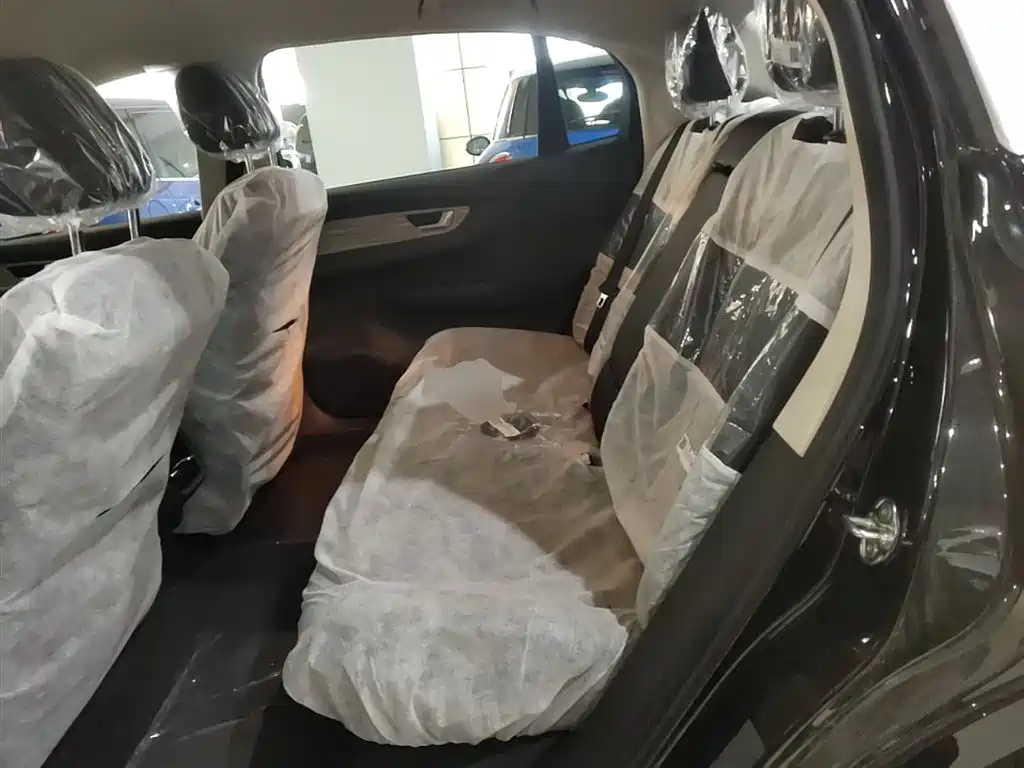 Hongqi E-QM5 2025 500km travel version купить на сайте DeffCars