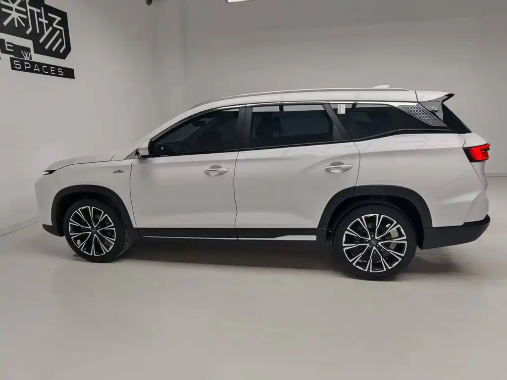 Jietu X90 PRO 2024 2.0T DCT Premium Edition 5 seats купить на сайте DeffCars