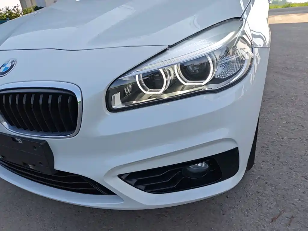 BMW 2 Series Touring 2016 218i Sports Design Package купить на сайте DeffCars