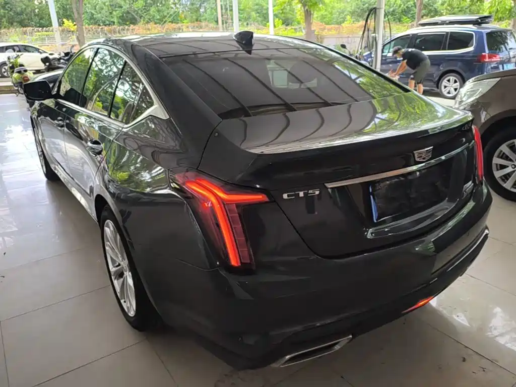 Cadillac CT5 2021 28T luxury model купить на сайте DeffCars