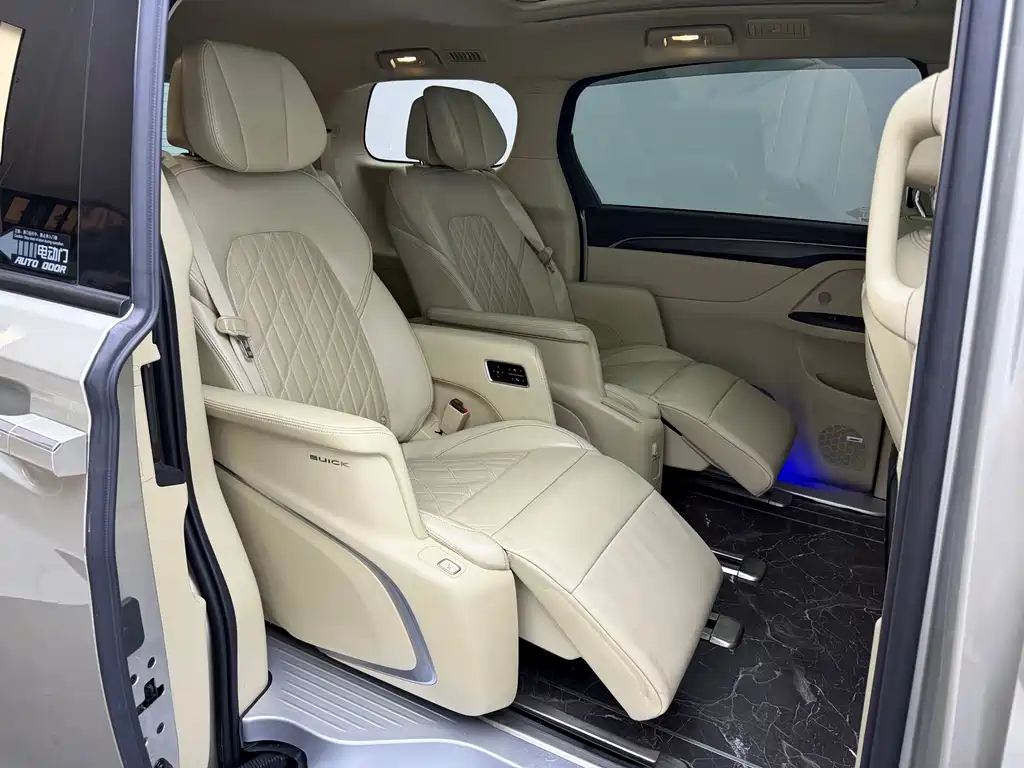 Buick GL8 2022 ES Lu Zun 653T flagship model купить на сайте DeffCars