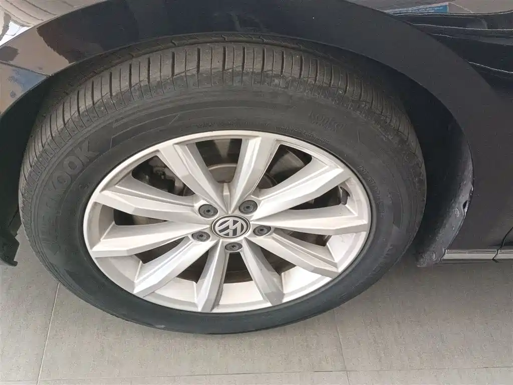 Magotan 2019 330TSI DSG leading model National VI купить на сайте DeffCars