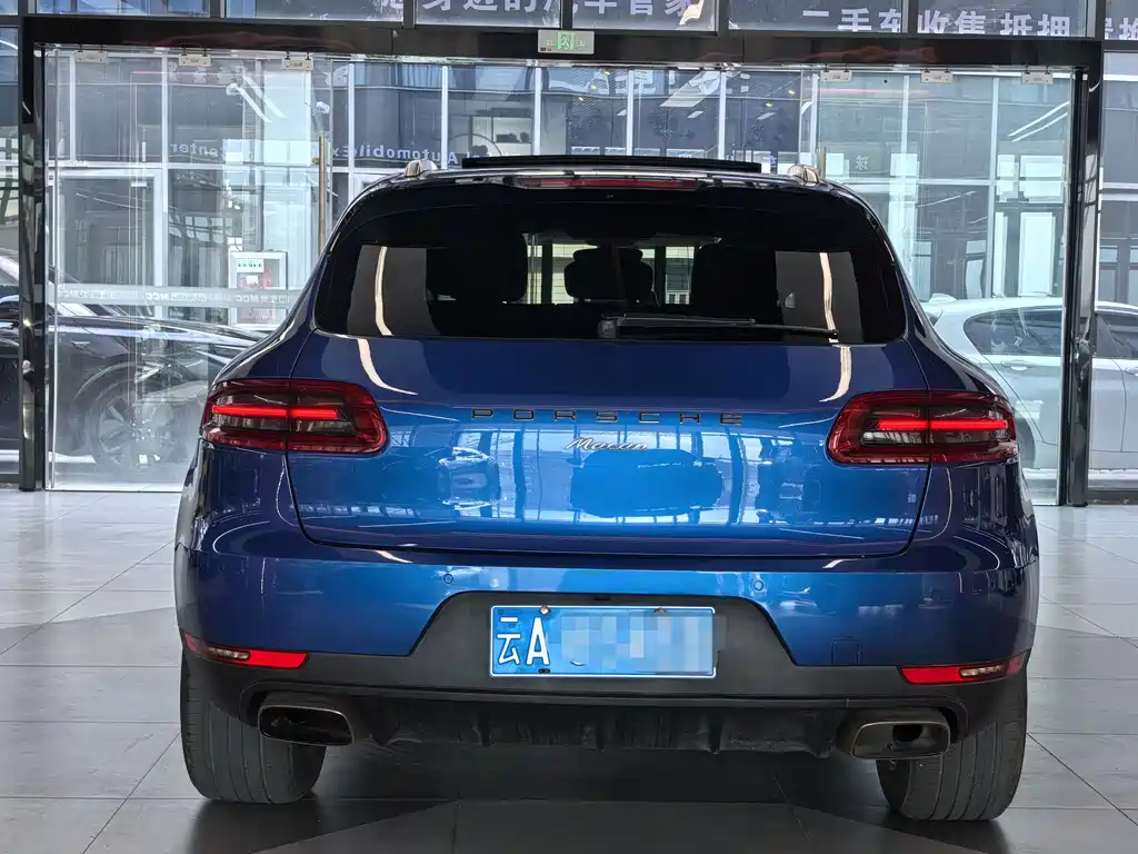 Macan 2017 Macan 2.0T купить на сайте DeffCars