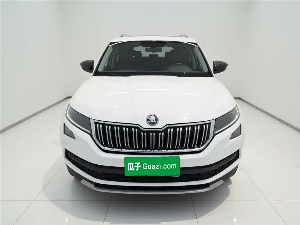 Kodiak 2018 facelift TSI330 5-seater two-wheel drive luxury premium version купить на сайте DeffCars