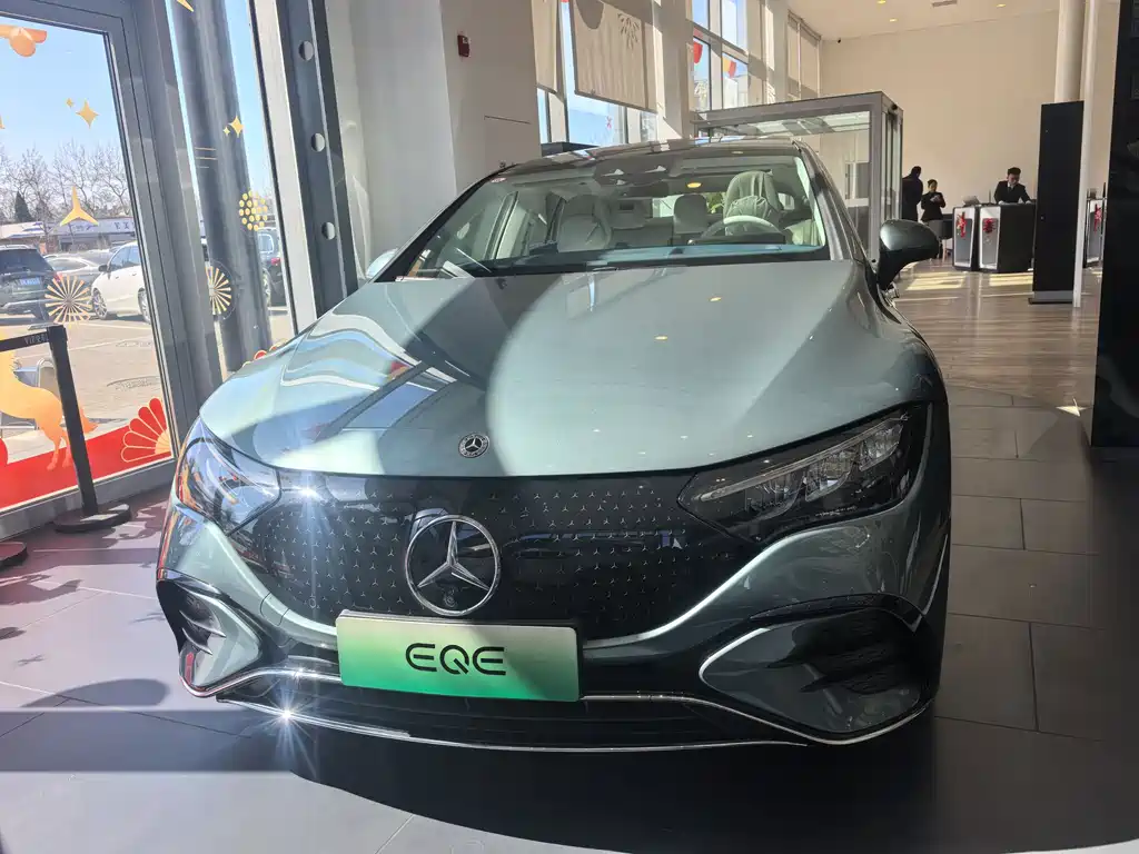 Mercedes-Benz EQE 2025 500 4MATIC Luxury Edition купить на сайте DeffCars